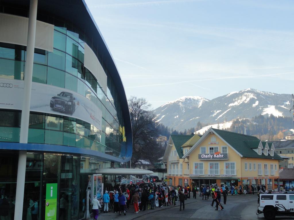 Appartement Charly Kahr And Family, Ski-In & Ski-Out Schladming Eksteriør billede