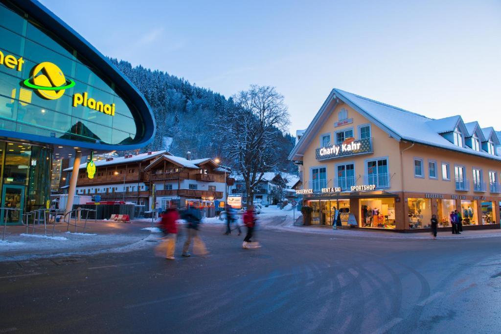 Appartement Charly Kahr And Family, Ski-In & Ski-Out Schladming Eksteriør billede